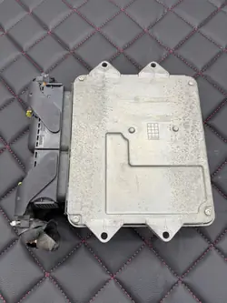 MÓDULO ECU SUZUKI SWIFT 55563975