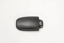 Audi A6 C7 Avaimenperä OEM 8K0959754B - Käytetty
