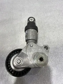 Tendeur de courroie alternateur OEM F56989710 Mazda CX-3