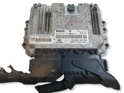 Calculateur Moteur Hyundai OEM 0281015713 pour i30 1.6 CRDI