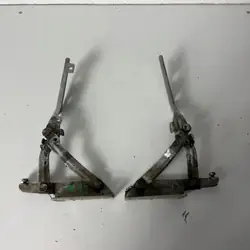 Paire de Charnières de Capot OEM JPF1K0823302C