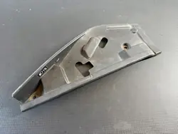 Cubierta cinturón delantero izquierdo Alfa Romeo Giulia Quadrifoglio OEM 50541251