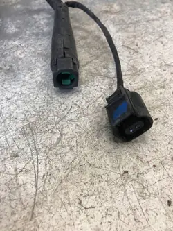 Tuyau AdBlue OEM 7N0131983F pour VW Sharan