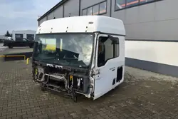 MAN OE ohjaamon runko ovineen TGX XLX:lle
