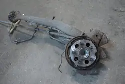 OEM RAV4 II PIASTA PT 2,0 D4D Höger baknav
