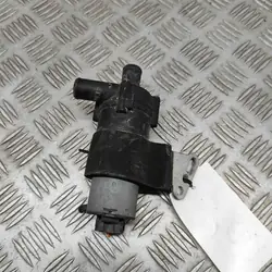 Pompe à eau Mercedes-Benz A0018351164