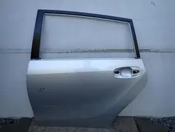 Vänster bakdörr Toyota Verso R2 2009-2018 OEM 670010F020