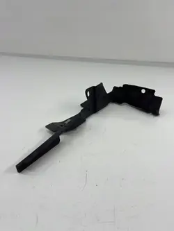 Jaguar F-Pace Kylarfästpanel OEM HK83001A05AC