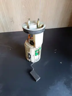 AUDI A6 C5 Kraftstoffpumpenschwimmer 4B0919051E