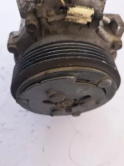 Compresseur RENAULT CLIO TWINGO 7700106069