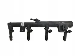 Brandstofrail Citroen C4 Picasso I C5 Peugeot 807 1.8 2.0 16V OEM