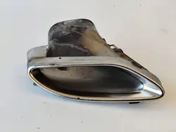 Mercedes Clase C 205 AMG Terminal Escape Derecho OEM 2054901227