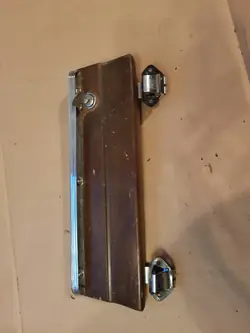 Serrure de boîte à gants Mercedes W111 avec clé - Occasion