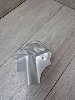 Support d'aile gauche Ferrari 458 OEM 81518200