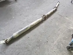 OEM 9064102001 Vetoakseli taka VW Crafter 06-11