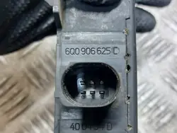 Válvula Magnética OEM 6Q0906625C para VW Polo IV 1.9 TDI