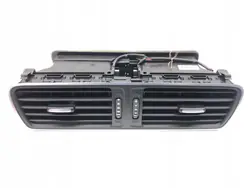 Rejilla de ventilación delantera OEM 3AB819728A VW Passat B7 2010-2015
