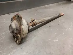 Reactiestang links Voor drazek reakcyjny Mercedes W123