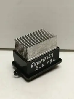 Relais de ventilateur de chauffage OEM 12VA43003000 Peugeot