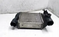 Radiador Intercooler AUDI A6 1.8L gasolina 110kW 8E0145805L