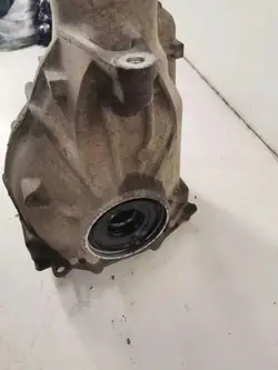 BMW Achterdifferentieel OEM 8619107 - Gebruikt