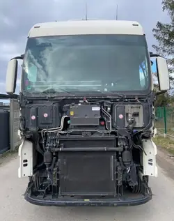 Kokonainen ohjaamo + konepelti MAN TGX XXL Euro 6 - Käytetty
