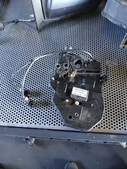 Bagagelås VW CADDY 7H0827426P