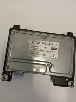 Contrôleur Mercedes A2239000431 pour W206 Classe C