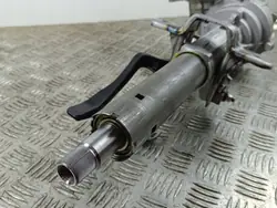Pompe de direction Kia OEM 563700W000 - Occasion