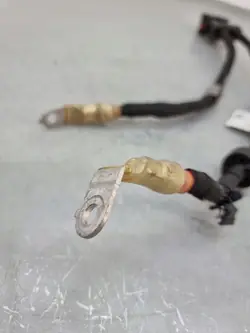Mercedes-Benz EQA 2023 Korkeajännitekaapeli OEM A2435406015