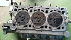 Jeep OE Cylinderhuvud Vänster OEM 90352073F - Begagnad