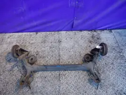 Viga de eje trasero Fiat Punto II OEM Zawada-282482-