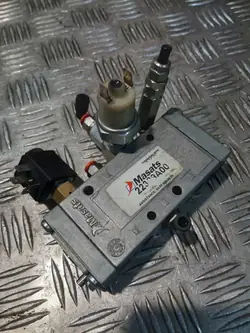 Soupape d'ouverture de porte OEM 22329A00 Masats