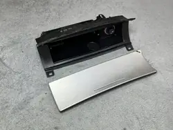 Aschenbecher OEM 7P1857351B für Volkswagen Touareg II