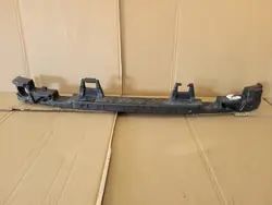 OEM 82A807251 etupuskurin vaahtoabsorberi Audi A1 II:lle