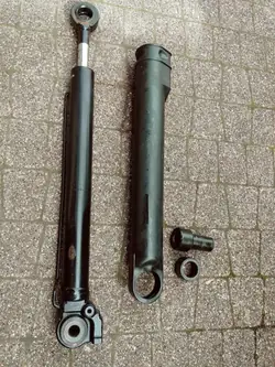 Renault Kabinenhebezylinder OEM 2729238 - Gebraucht