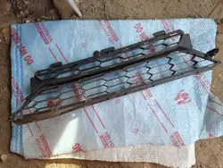 Grille de radiateur Renault Megane III OEM 622542078R