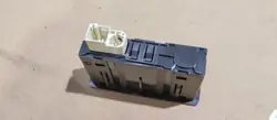 USB-pistorasia OEM A1678201302 Mercedes GLC:lle