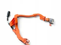 Toyota Yaris IV Hybrid virtajohto OEM 821H1-K0010