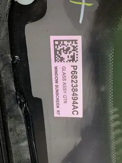 Chrysler Pacifica 3.6 Hybrid Linke Karosserieglas OEM P68238495AC