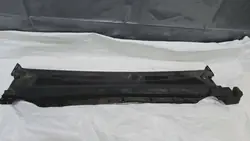 Junta superior do pára-brisas OEM 668115282R para Renault Arkana