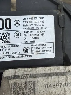 Mercedes A-klass W176 framradarsensor OEM A0009051302