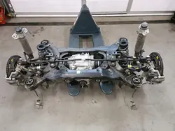 OEM K550-47550 Hinterachsschwinge für Genesis GV70