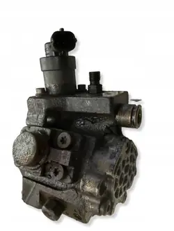 Pompe à injection Hyundai 33100-2A420 - Occasion
