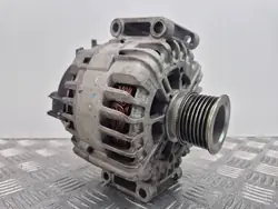 Vaihtovirtageneraattori Mercedes-Benz E300 CDI A0009067400