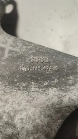 Audi OE 4M0399263P Soporte de Caja de Cambios