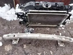 Conjunto de ventilador de radiador dianteiro RENAULT SCENIC III 1.4 TCE OEM