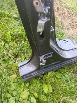 Pilier Droit Opel Astra J Z177 - Pièce OEM Occasion