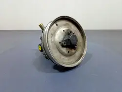 AUDI A6 C4 2.5 TDI Pompe Direction 048145155F