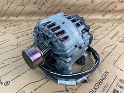Vaihtovirtageneraattori Volkswagen OE 04C903023M